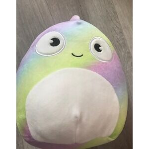 Squishmallow‎